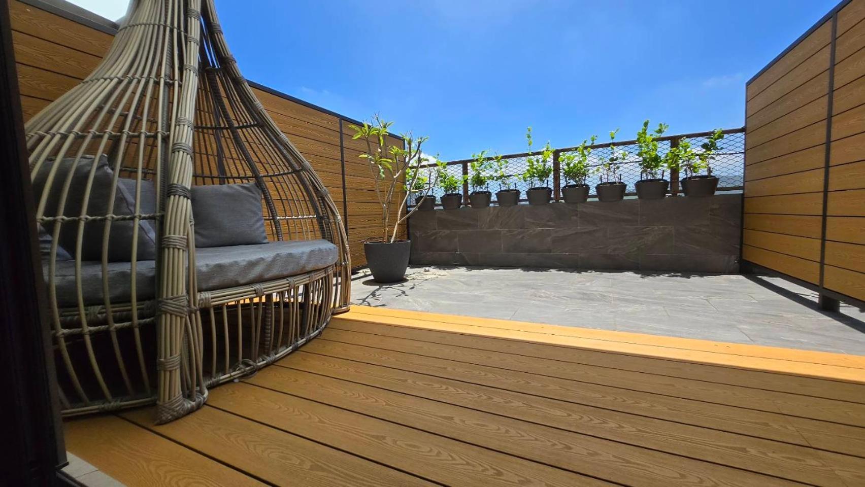 Grand Bay Resort Hotel Hengchun Old Town Zewnętrze zdjęcie Composite wood
